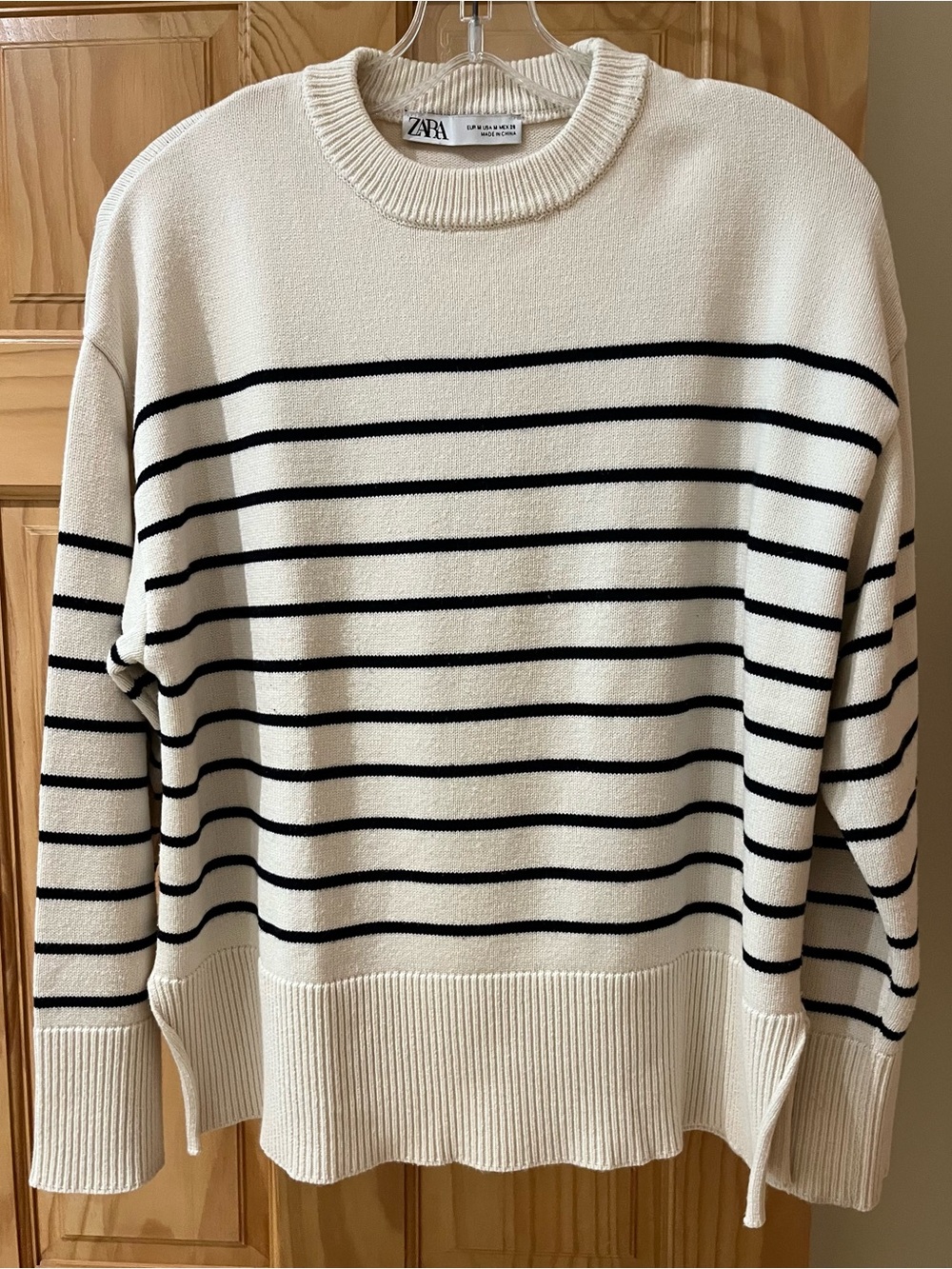 ZARA  Cream & Black Striped Crewneck Sweater   size M